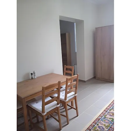 The White House In Mesoggi Апартаменты *